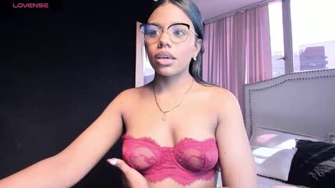 Snapshot of madii_lenon chatting on 03/11/26, 07:42 madii lenon online show from 03/11/26, 07:42