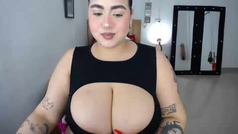 Snapshot of madinsoncopper chatting on 11/02/25, 05:15 madinsoncopper online show from 11/02/25, 05:15