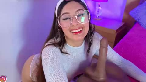    online show from 11/04/25, 07:13