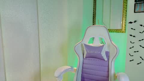madison_jacksonn online show from 08/04/26, 06:54