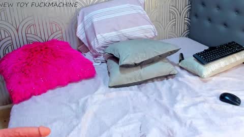   online show from 12/11/24, 05:32