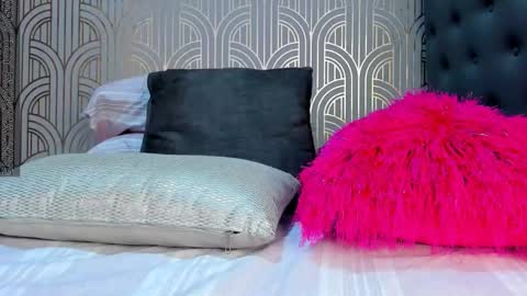   online show from 12/18/24, 04:20