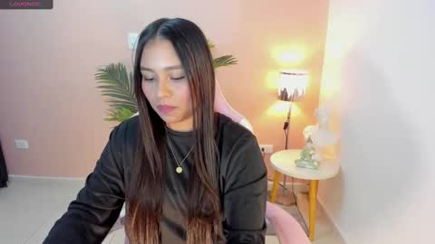 Snapshot of madison_montes chatting on 10/17/25, 04:48 madison montes online show from 10/17/25, 04:48