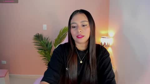 Snapshot of madison_montes chatting on 10/25/25, 11:51 madison montes online show from 10/25/25, 11:51