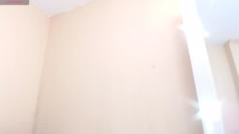 Snapshot of madison_mooney chatting on 01/10/25, 07:32 Madison online show from 01/10/25, 07:32