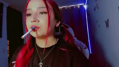 Snapshot of madison_x17 chatting on 11/09/25, 07:56 madso x17 online show from 11/09/25, 07:56