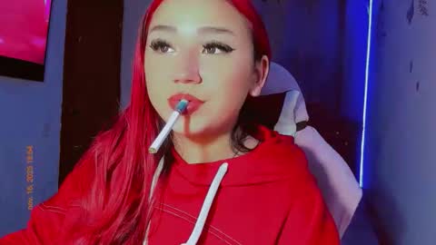 Snapshot of madison_x17 chatting on 11/16/25, 11:54 madso x17 online show from 11/16/25, 11:54