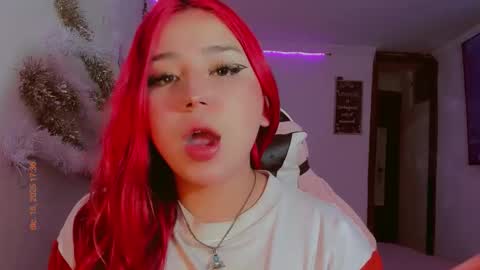 Snapshot of madison_x17 chatting on 12/15/25, 10:36 madso x17 online show from 12/15/25, 10:36