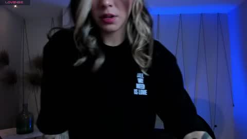 Snapshot of madisoncollinsx chatting on 07/06/26, 11:18 Maddi Collins online show from 07/06/26, 11:18