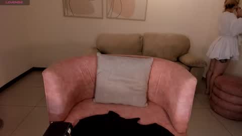 Snapshot of madisonkane chatting on 12/19/25, 01:29 Madison Kane online show from 12/19/25, 01:29