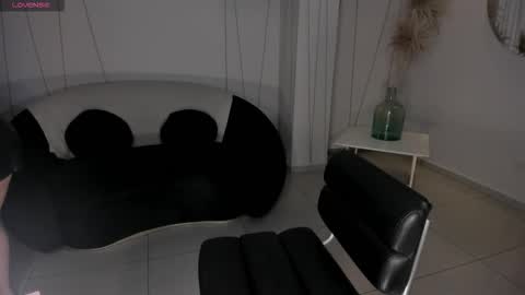Snapshot of madisonkane chatting on 02/18/26, 11:17 Madison Kane online show from 02/18/26, 11:17