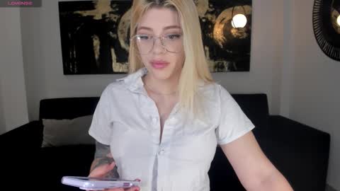 Snapshot of madisonkane chatting on 02/22/26, 11:09 Madison Kane online show from 02/22/26, 11:09