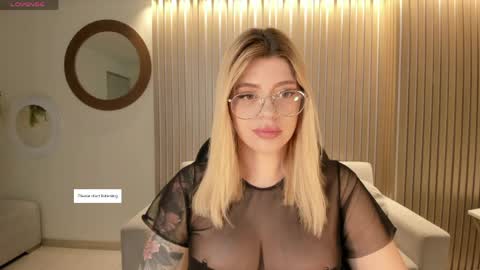 Snapshot of madisonkane chatting on 04/25/26, 11:13 Madison Kane online show from 04/25/26, 11:13