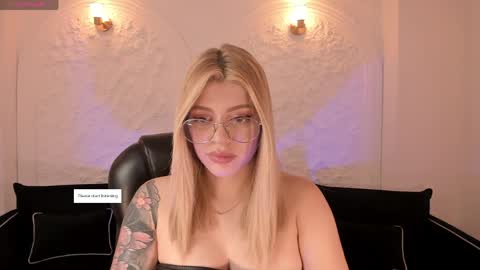 Snapshot of madisonkane chatting on 05/26/26, 11:39 Madison Kane online show from 05/26/26, 11:39