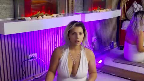 madisonrusso online show from 11/07/25, 08:58