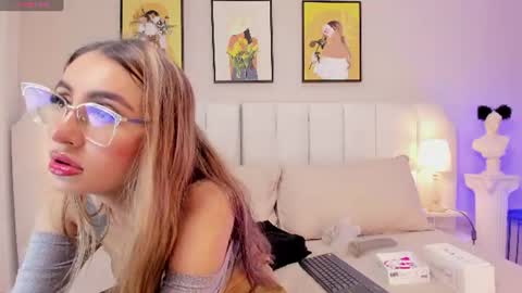 Snapshot of madisson__stone chatting on 07/19/26, 02:48 Madisson stone online show from 07/19/26, 02:48