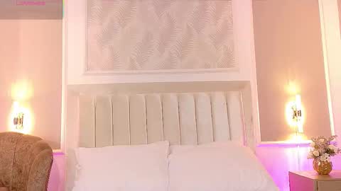 Snapshot of madisson_fox1 chatting on 01/18/26, 01:37 online show from 01/18/26, 01:37