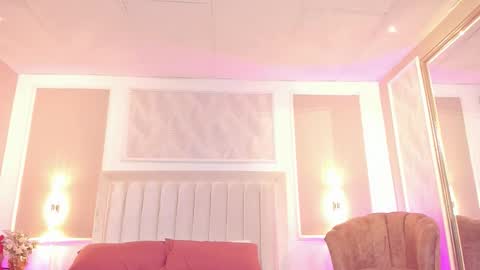 Snapshot of madisson_fox1 chatting on 03/05/26, 12:56 online show from 03/05/26, 12:56