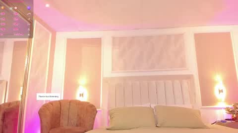 Snapshot of madisson_fox1 chatting on 04/22/26, 12:39 online show from 04/22/26, 12:39