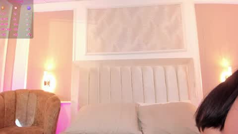 Snapshot of madisson_fox1 chatting on 04/24/26, 12:40 online show from 04/24/26, 12:40