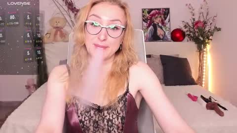 Snapshot of madissonkiss chatting on 10/13/25, 02:00 Madisson online show from 10/13/25, 02:00