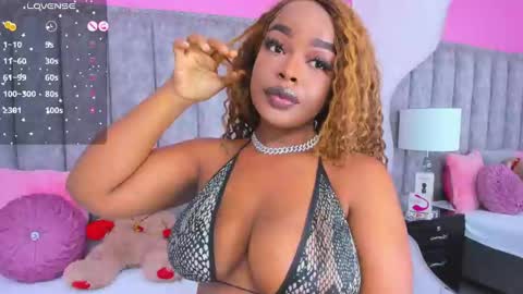 Snapshot of madissonlopez chatting on 02/10/25, 09:36 Madisson Lopez online show from 02/10/25, 09:36