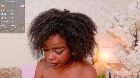 Snapshot of madissonlopez chatting on 10/19/25, 11:44 Madisson Lopez online show from 10/19/25, 11:44