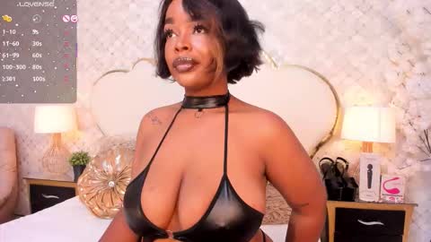 Snapshot of madissonlopez chatting on 11/07/25, 09:59 Madisson Lopez online show from 11/07/25, 09:59