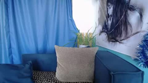 Elizabeth online show from 07/29/26, 01:37