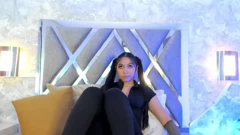 Snapshot of mady_roa chatting on 05/30/26, 03:53 Mady Roa online show from 05/30/26, 03:53