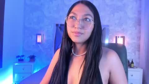Mady Roa online show from 07/17/26, 04:08