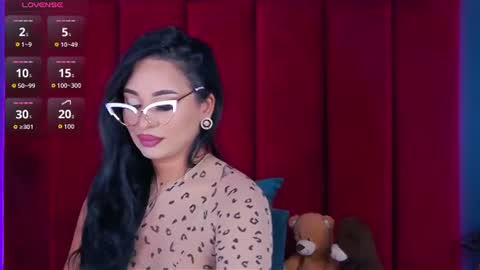 MadyLuxx online show from 06/11/26, 07:01