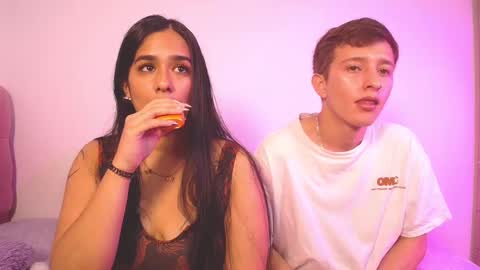 Snapshot of mae_nathan chatting on 09/22/25, 03:03 mae and nathan online show from 09/22/25, 03:03