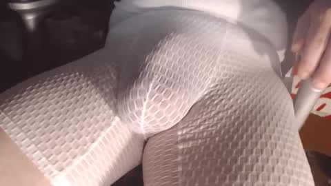 Snapshot of maestro2017 chatting on 12/01/25, 10:59 maestro2017 online show from 12/01/25, 10:59