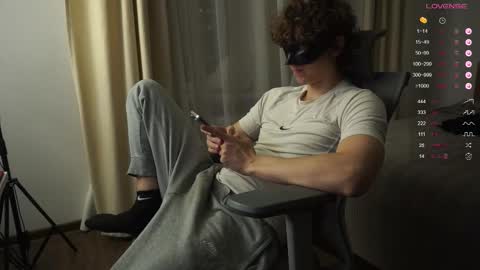 Mike XMaestro 3369 online show from 10/05/25, 06:17