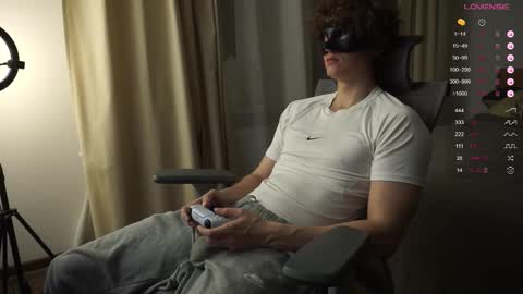 Snapshot of maestro3369 chatting on 11/11/25, 09:59 Mike XMaestro 3369 online show from 11/11/25, 09:59