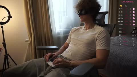 Snapshot of maestro3369 chatting on 11/14/25, 08:02 Mike XMaestro 3369 online show from 11/14/25, 08:02