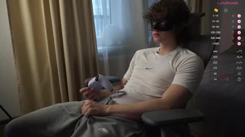 Snapshot of maestro3369 chatting on 11/26/25, 10:16 Mike XMaestro 3369 online show from 11/26/25, 10:16