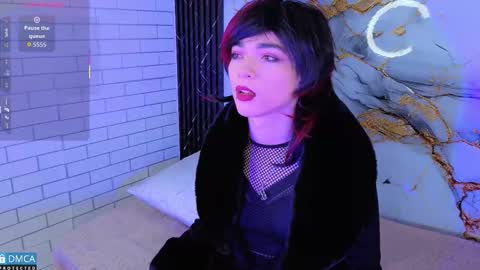 maevekuro online show from 11/17/25, 03:23