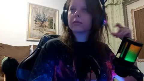 Snapshot of magdalenaortenzio chatting on 11/15/25, 05:42 Nicole online show from 11/15/25, 05:42