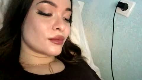 magggg658318 online show from 07/01/26, 02:51