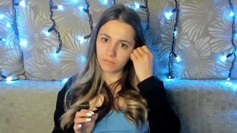 Maggie online show from 04/28/26, 01:15