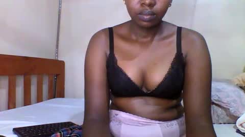 Snapshot of magic_bliss chatting on 03/14/26, 06:13 Bliss online show from 03/14/26, 06:13
