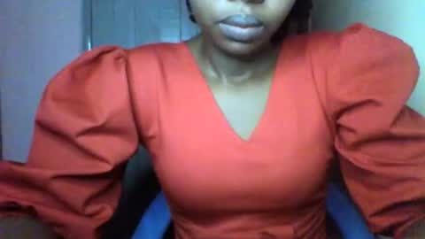 Snapshot of magic_bliss chatting on 04/14/26, 02:39 Bliss online show from 04/14/26, 02:39