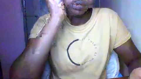 Snapshot of magic_bliss chatting on 05/25/26, 04:46 Bliss online show from 05/25/26, 04:46