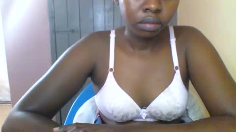 Snapshot of magic_bliss chatting on 05/26/26, 04:52 Bliss online show from 05/26/26, 04:52