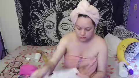 Claire online show from 07/25/26, 11:52