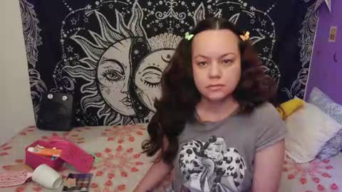 Claire online show from 07/26/26, 11:06