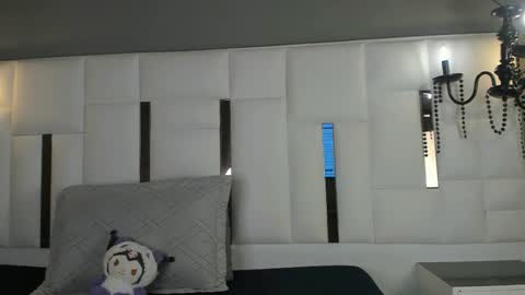 CLOEH  online show from 10/23/25, 07:34