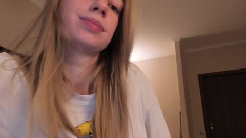 Alice  online show from 12/04/24, 01:09